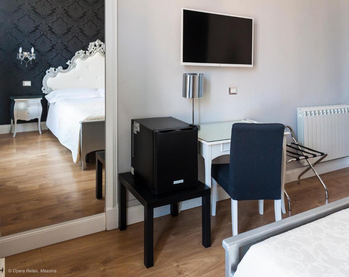 Opera Relais Bed & Breakfast Месина Екстериор снимка