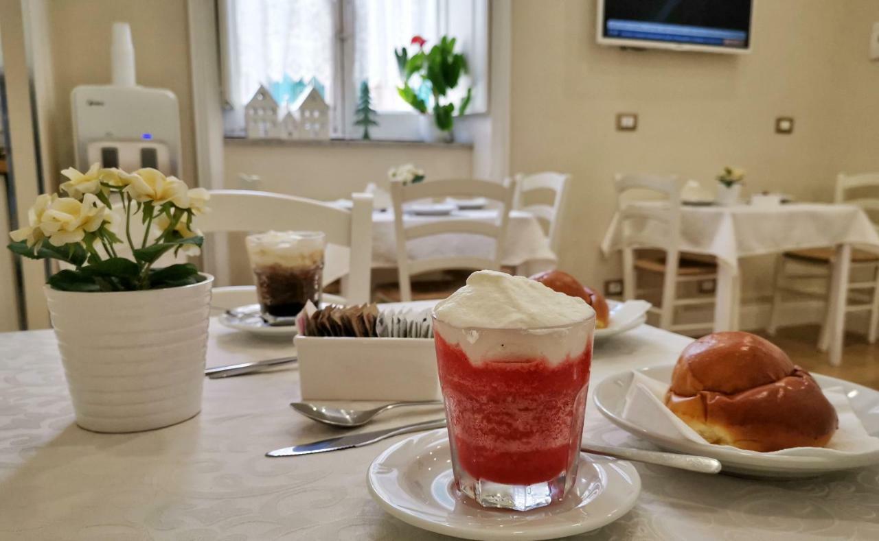 Opera Relais Bed & Breakfast Месина Екстериор снимка